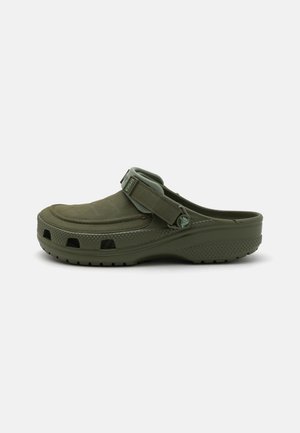 Crocs
YUKON VISTA II - Sabots - army green