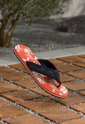 Tommy Hilfiger
PRINT BEACH - Sandales tongs - desert sky