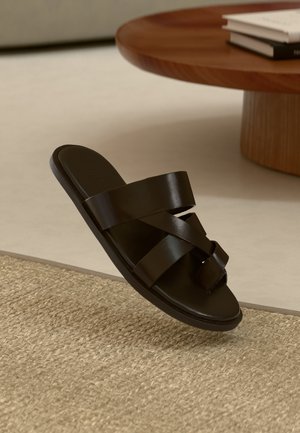 Zign
LEATHER - Sandales tongs - dark brown