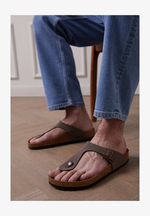 Birkenstock
GIZEH - Sandales - mocca