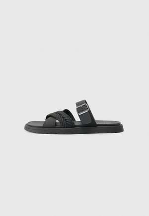 Pier One
Mules - black