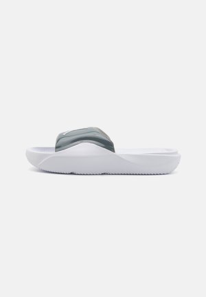 Jordan
FRANCHISE - Sandales de bain - cool grey/white/medium grey