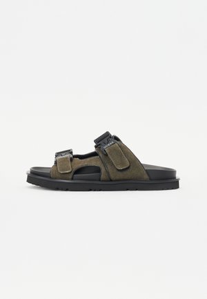 Guess
BAHAMAS - Mules - green