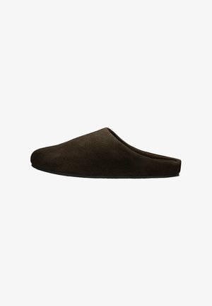 Wojas
KLAPKI - Mules - brown