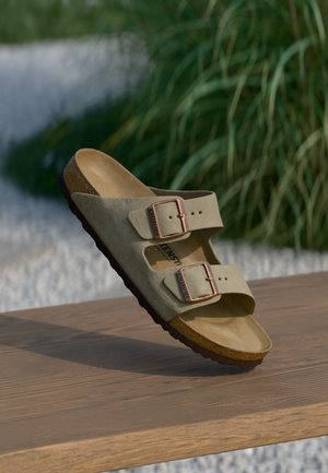 Birkenstock
ARIZONA NARROW UNISEX - Sandales - taupe