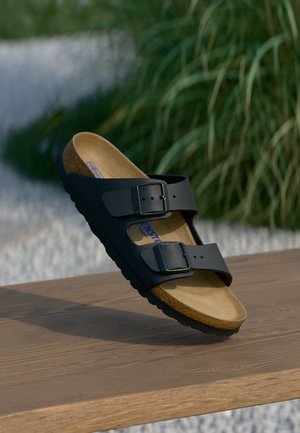 Birkenstock
ARIZONA SOFT FOOTBED NARROW UNISEX - Sandales - black