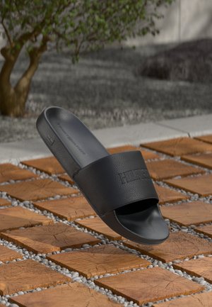 Tommy Hilfiger
PRINT TUMBLE POOL SLIDE - Mules - black