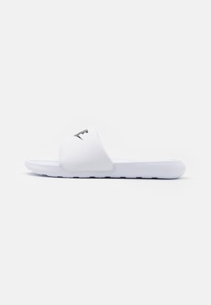 Nike Sportswear
VICTORI ONE SLIDE UNISEX - Mules - white/black