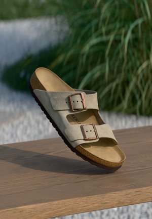 Birkenstock
ARIZONA UNISEX - Sandales - taupe