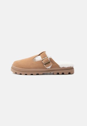 Palladium
DUNELITE PYLA UNISEX - Chaussons - dear brown