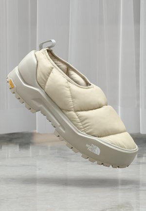 The North Face
BASE CAMP THERMOBALL MULE UNISEX - Sabots - calacatta