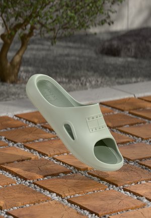 Tommy Jeans
SPORTY POOL SLIDE - Mules - misty sage