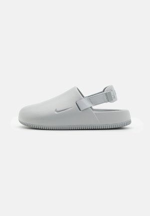 Nike Sportswear
CALM MULE UNISEX - Mules - light smoke grey