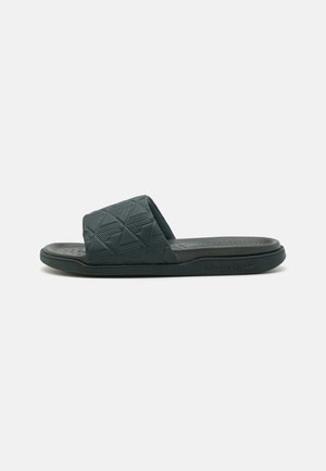 Lacoste
SERVE SLIDE DUAL - Mules - dark green